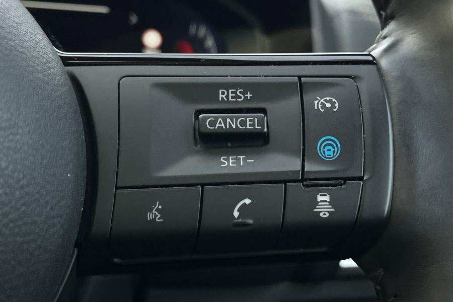 Nissan X-Trail Photo autoimg-5cb26da1edc44b3d378fda916a6aab386d3741e3.jpg