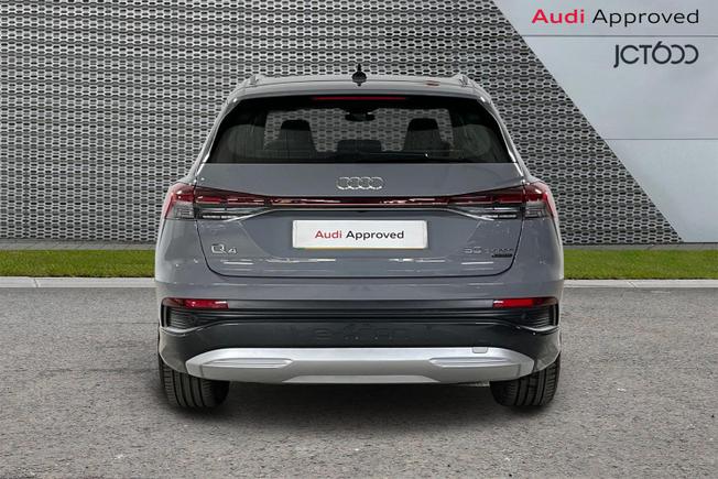 Audi Q4 E-Tron Photo 7