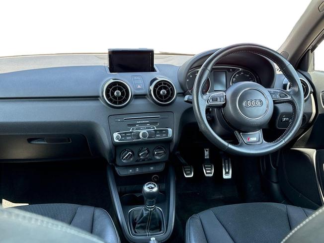 AUDI A1 Photo 11