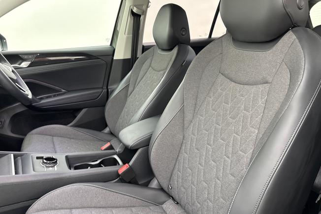 VOLKSWAGEN Tiguan Photo 30