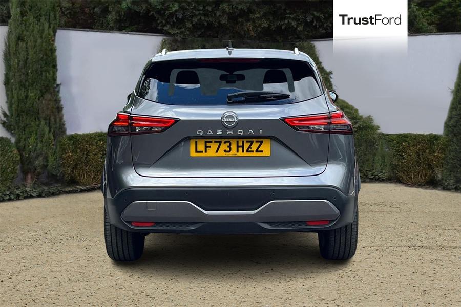 Nissan Qashqai Photo autoimg-5cbd0056f73ec56b57f86c1d434e3fb9ae724e43.jpg