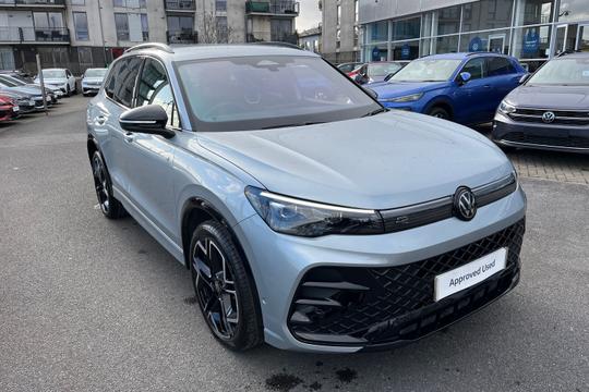 Volkswagen Tiguan Photo autoimg-5cbf8a947e63964fcd50677cff19640afff0cc39.jpg