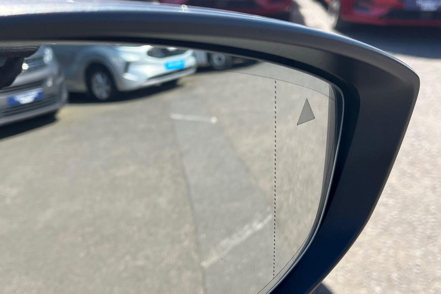 Mazda CX-30 Photo 21