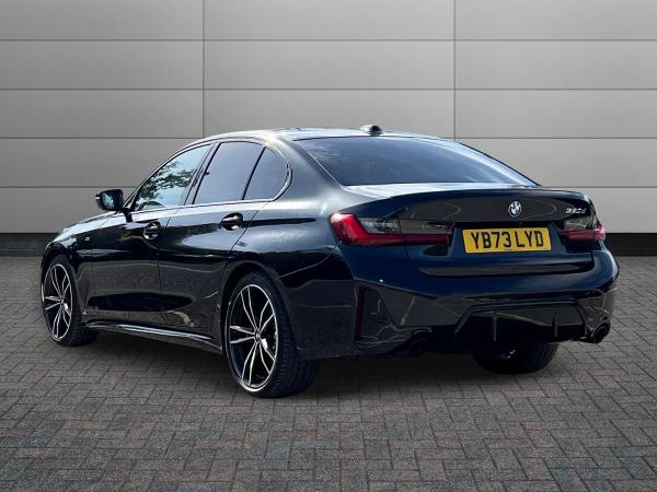 BMW 3 Series Photo autoimg-5cc463942603678bffe1254506fadbea71f5126b.jpg