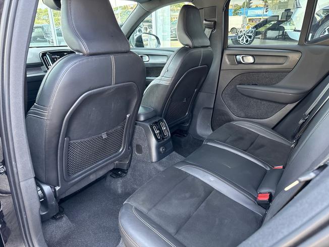 VOLVO Xc40 Photo 41