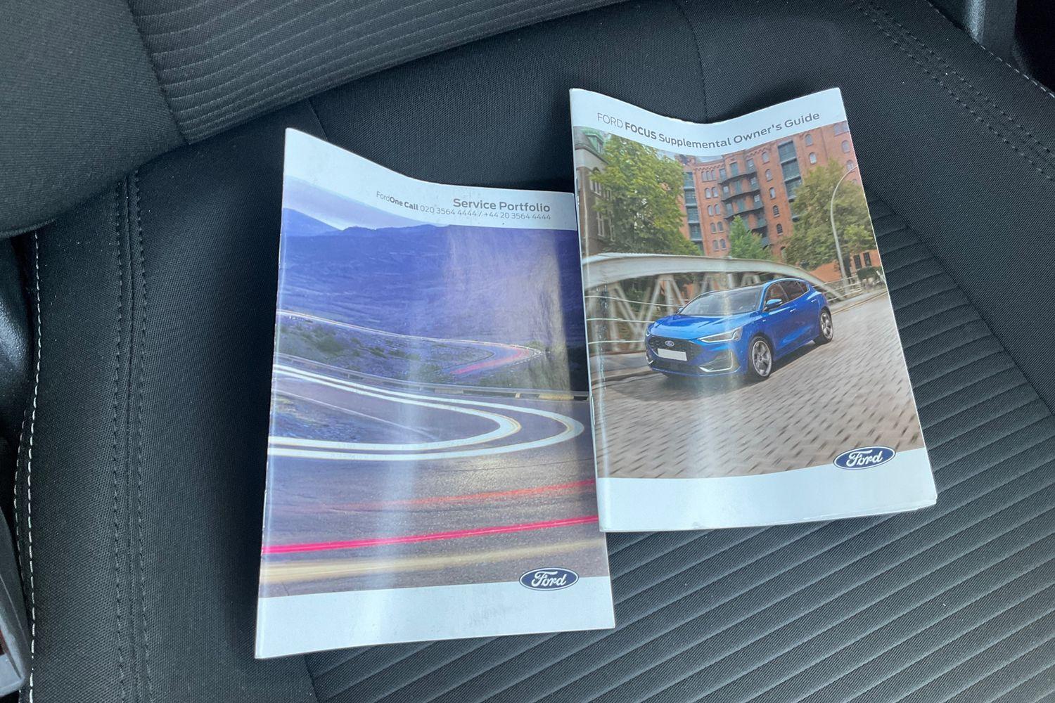 Ford Focus Photo 21