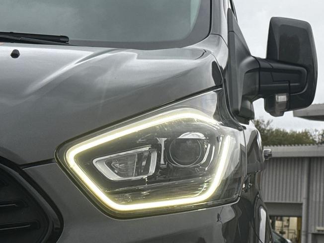FORD Tourneo Custom Photo 25