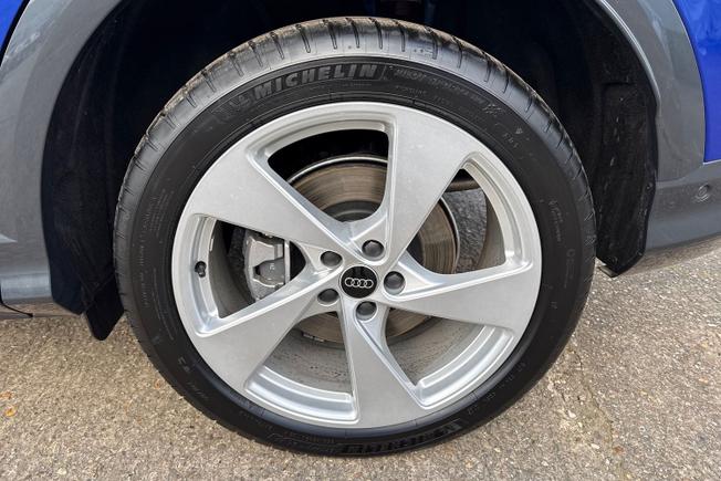 AUDI Q5 Photo 47