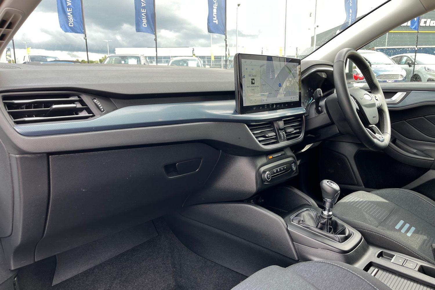 Ford Focus Photo 17