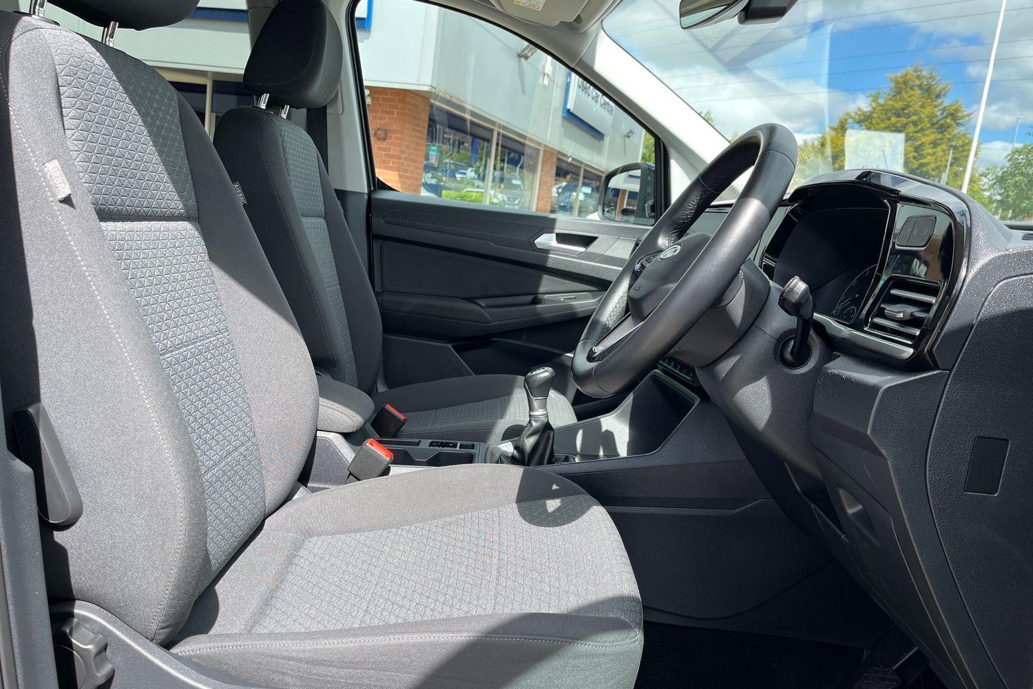 Ford TOURNEO CONNECT Photo 16