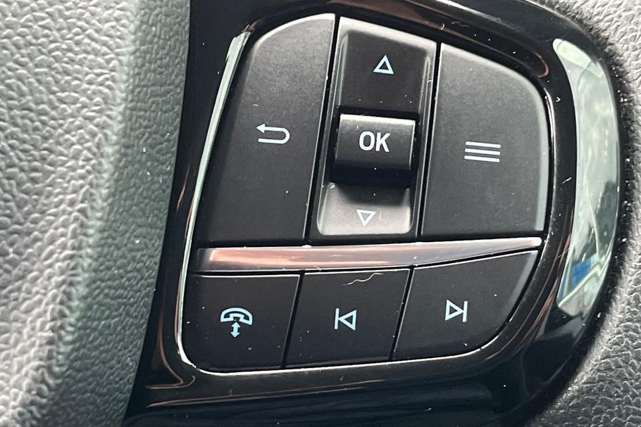 Used Ford TRANSIT CUSTOM 28