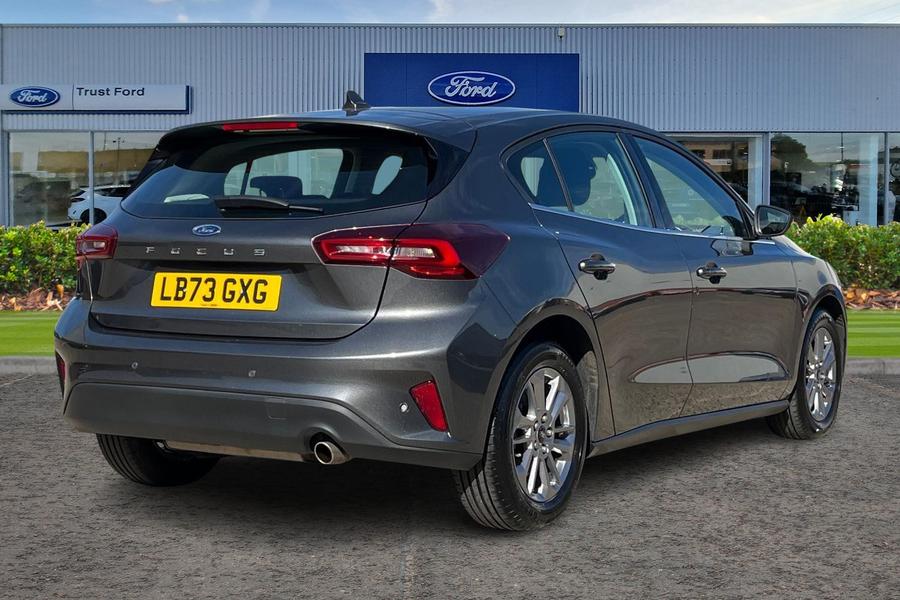 Ford Focus Photo autoimg-5cdc3131e79f85b1f565562a830cd4d18d6607ff.jpg