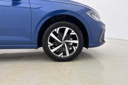 VOLKSWAGEN Polo Photo 5