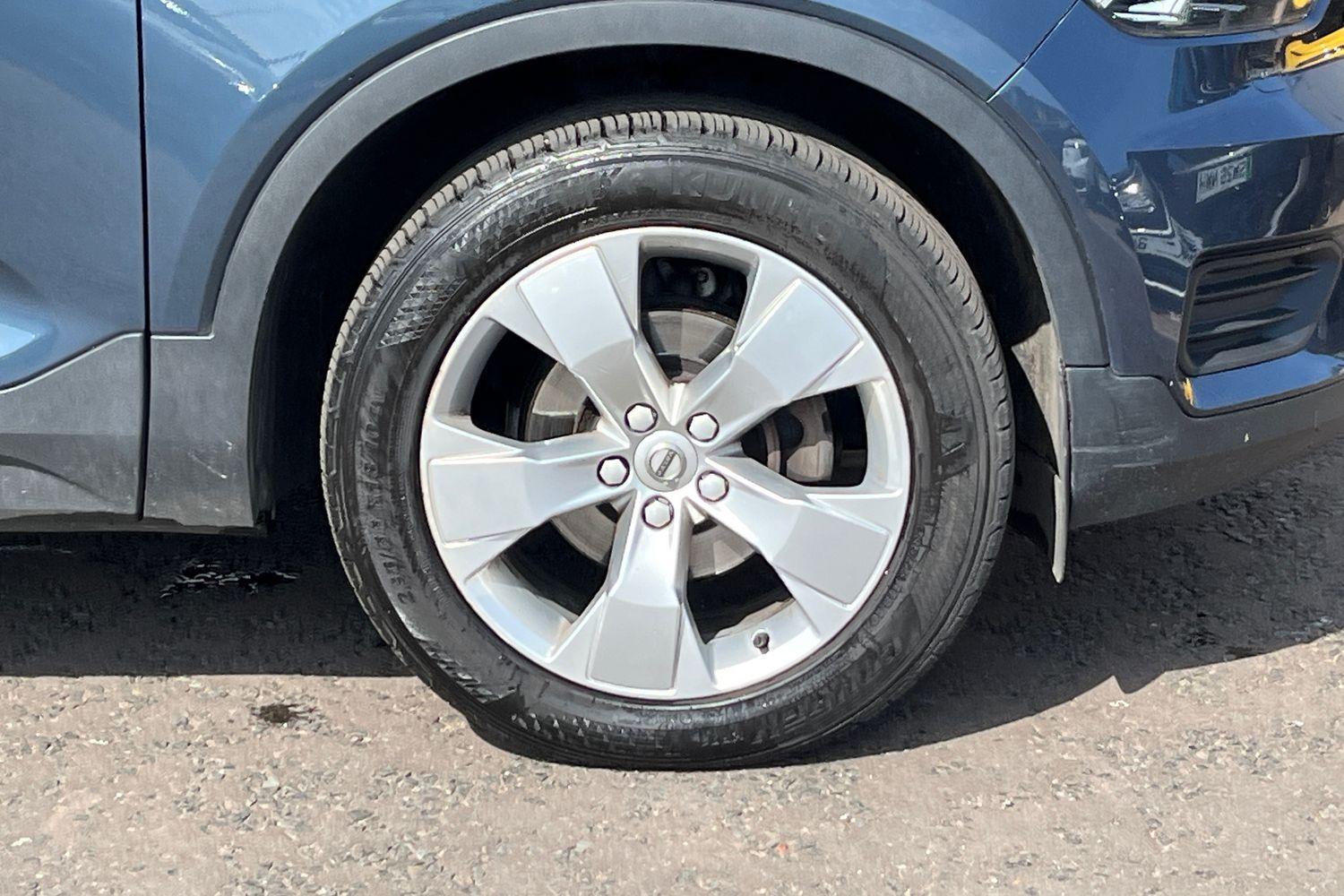 Volvo XC40 Photo 7