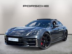 PORSCHE Panamera Photo 3
