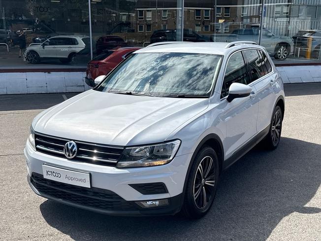VOLKSWAGEN Tiguan Photo 26
