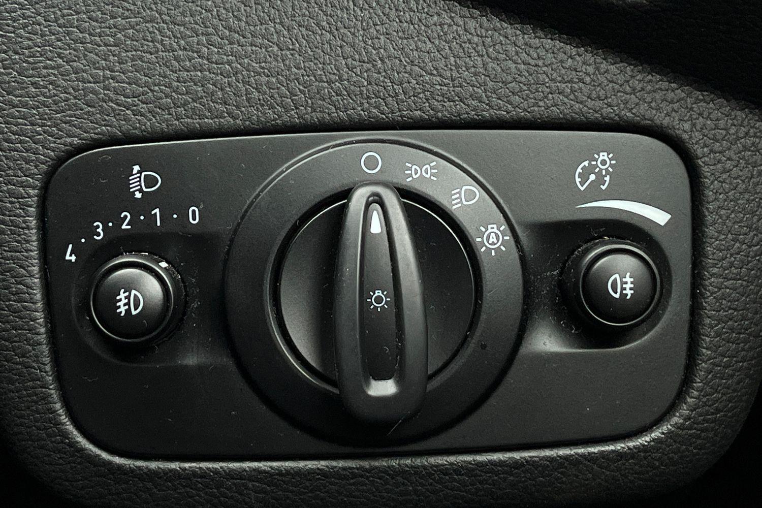 Ford Kuga Photo 39
