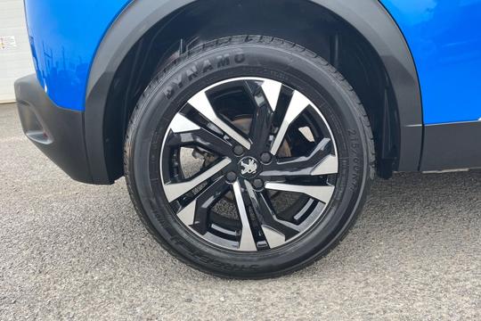 Peugeot 2008 Photo autoimg-5ce8a9ba576b50331f4a020a5871769f4c07aac9.jpg