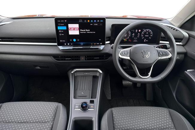 VOLKSWAGEN T-Roc Photo 10