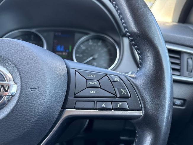 NISSAN Qashqai Photo 17
