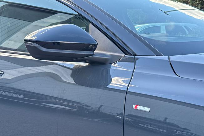 AUDI A6 e-tron Avant Photo 20