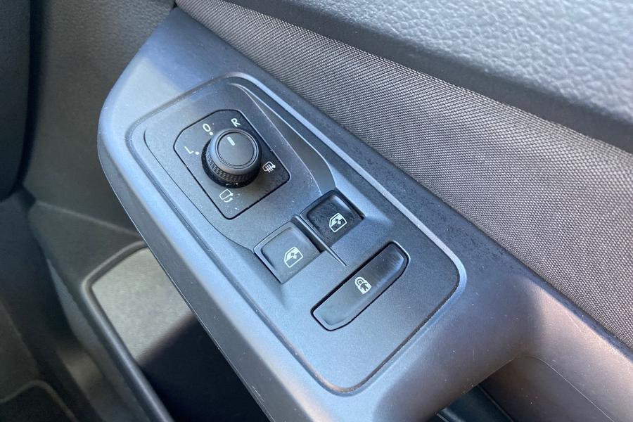 Ford GRAND TOURNEO CONNECT Photo autoimg-5cf12de4c8f06ada7a6b29c2371b18f7f747aa6b.jpg
