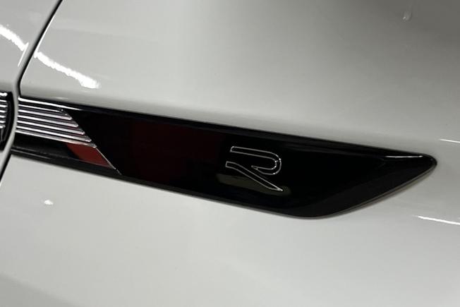 VOLKSWAGEN Tiguan Photo 33