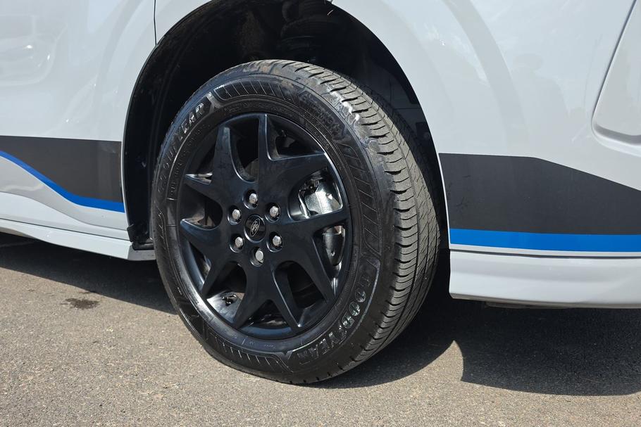Used Ford TRANSIT CUSTOM FL26MWV 19
