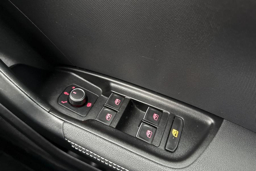 Audi A1 Photo autoimg-5cfd14ba50f09e42612418b904651ffbb521b9dc.jpg