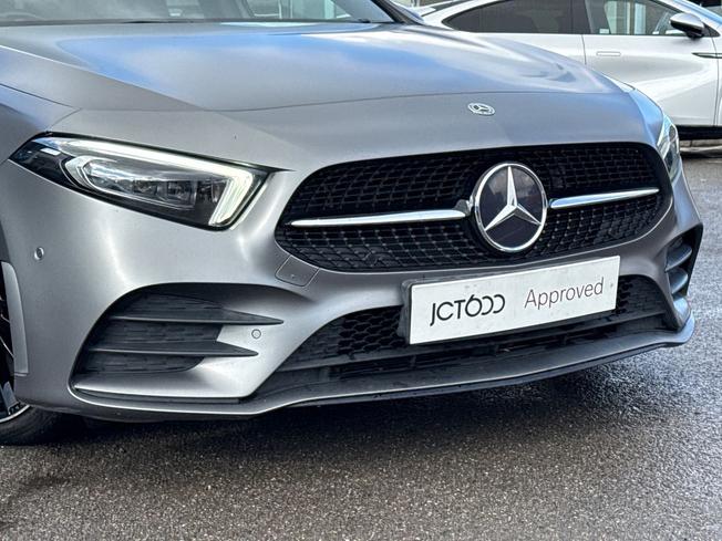 MERCEDES-BENZ A Class Photo 21