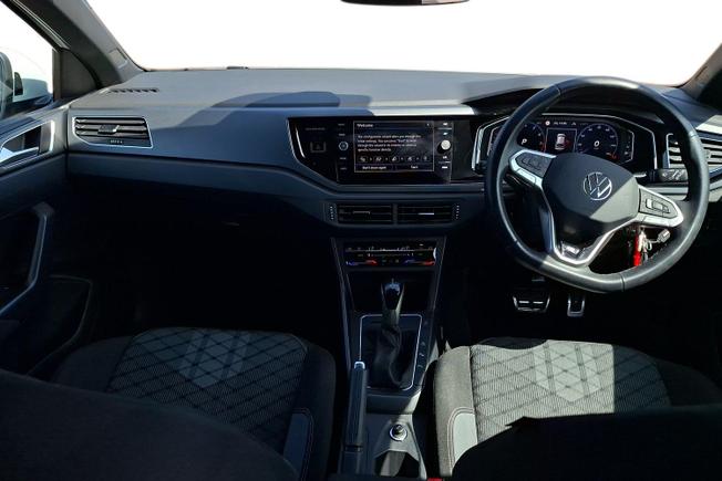 VOLKSWAGEN Taigo Photo 10