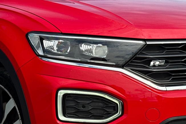 VOLKSWAGEN T-Roc Photo 19