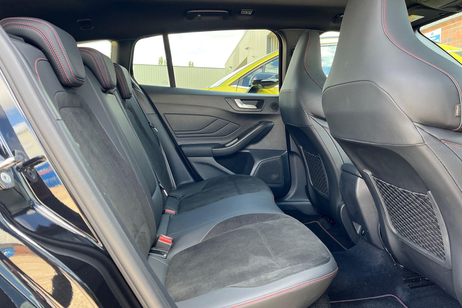 Ford Focus Photo 26