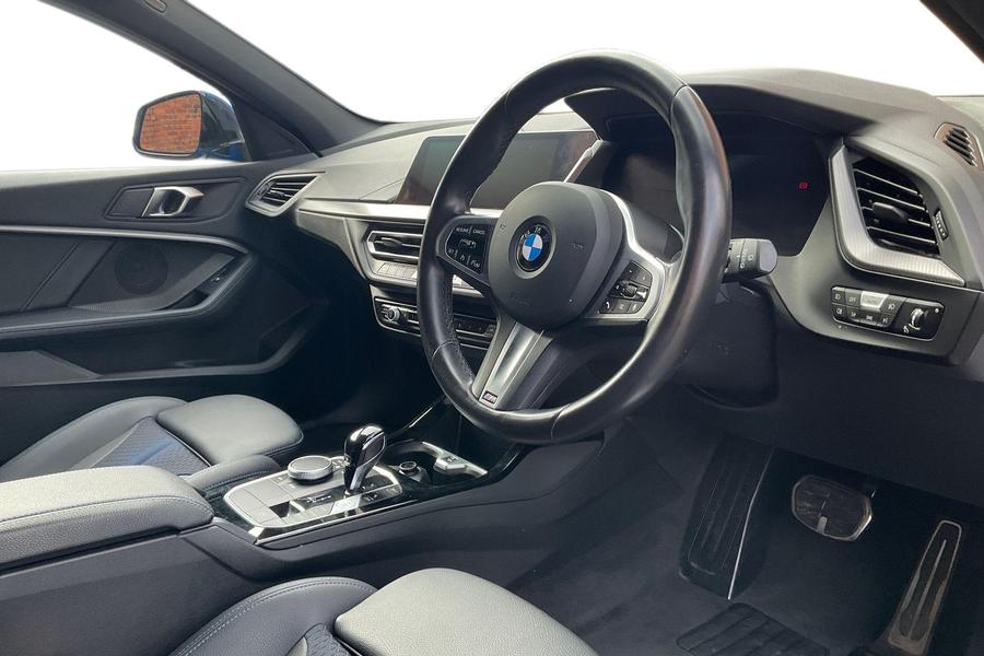 BMW 1 SERIES Photo autoimg-5d0dcf9d34ffa8df7f6d39ccfafe1bc94c9bfc3b.jpg