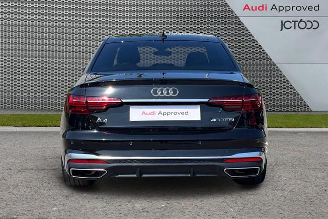 AUDI A4 Photo 7