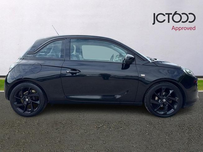 VAUXHALL Adam Photo 4