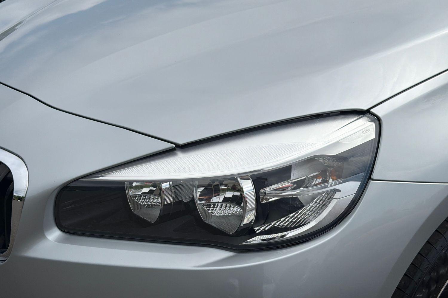 BMW 2 SERIES Photo 23