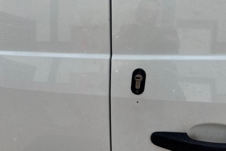 Used FORD TRANSIT CUSTOM BK22URF 16