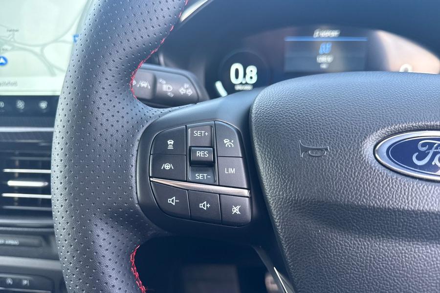 Ford FOCUS Photo autoimg-5d19bfd7d83367b0a829c0a5695f79f4ba2f9ece.jpg