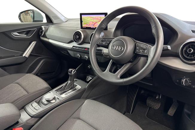 AUDI Q2 Photo 6