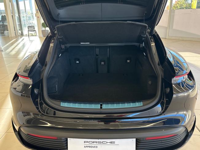 PORSCHE Taycan Photo 19