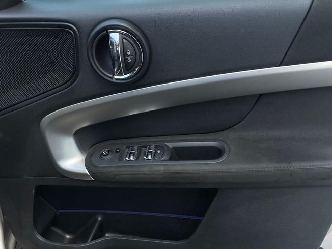 MINI Countryman Photo 29