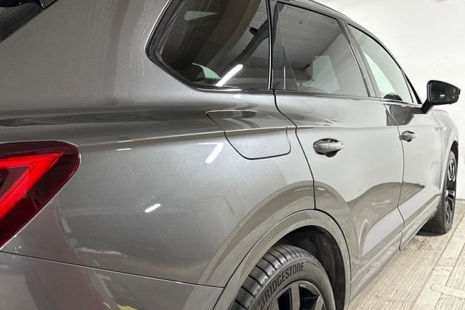 VOLKSWAGEN Touareg Photo 38