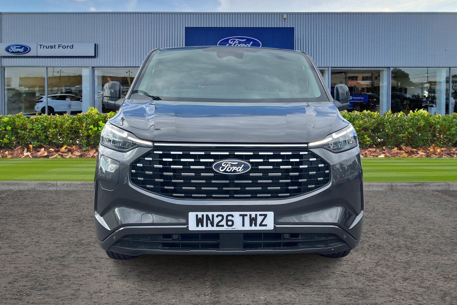 Ford TOURNEO CUSTOM Photo 11