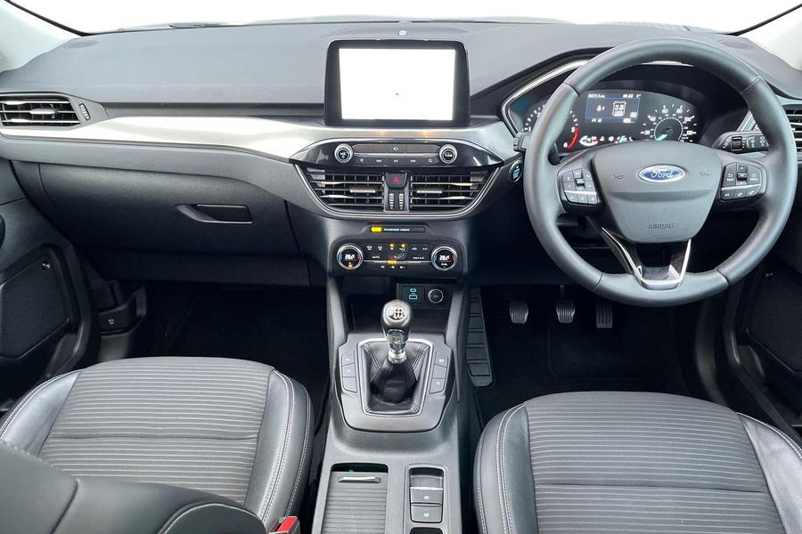 Ford KUGA Photo autoimg-5d264467d1199b465576c41315d05e509d56c940.jpg