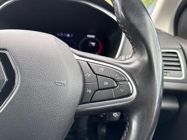 RENAULT Megane Photo 17