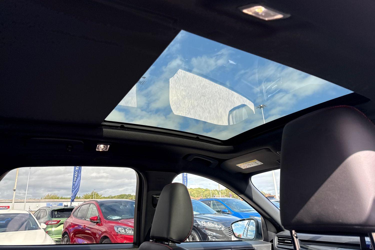 Ford KUGA Photo 25