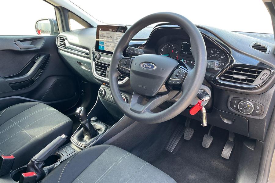 Ford Fiesta Photo autoimg-5d34605567836b624133150304319a07bc091fe9.jpg