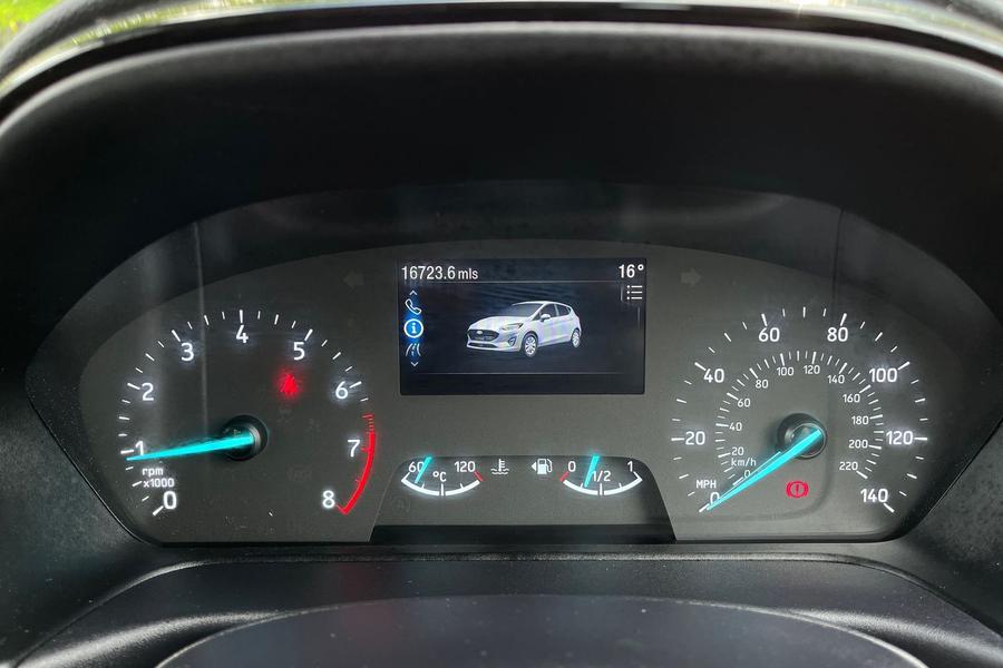 Ford FIESTA Photo autoimg-5d34661abf08748db3d821e8aa370a415972a40a.jpg