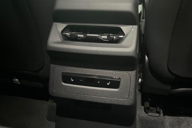 AUDI Q6 E-Tron Photo 28